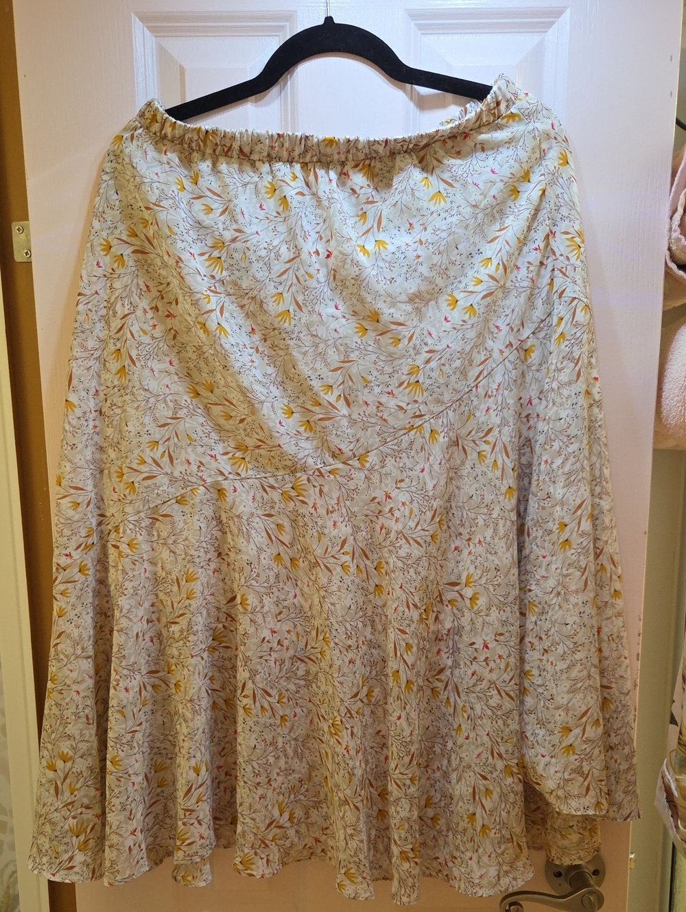 Cato Flowy Cream Floral Midi Skirt